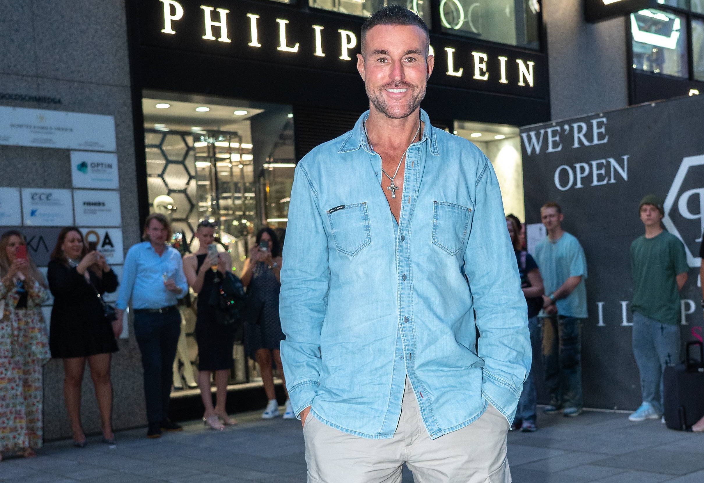 Philipp Plein vor seinem Monostore I © Andreas Tischler