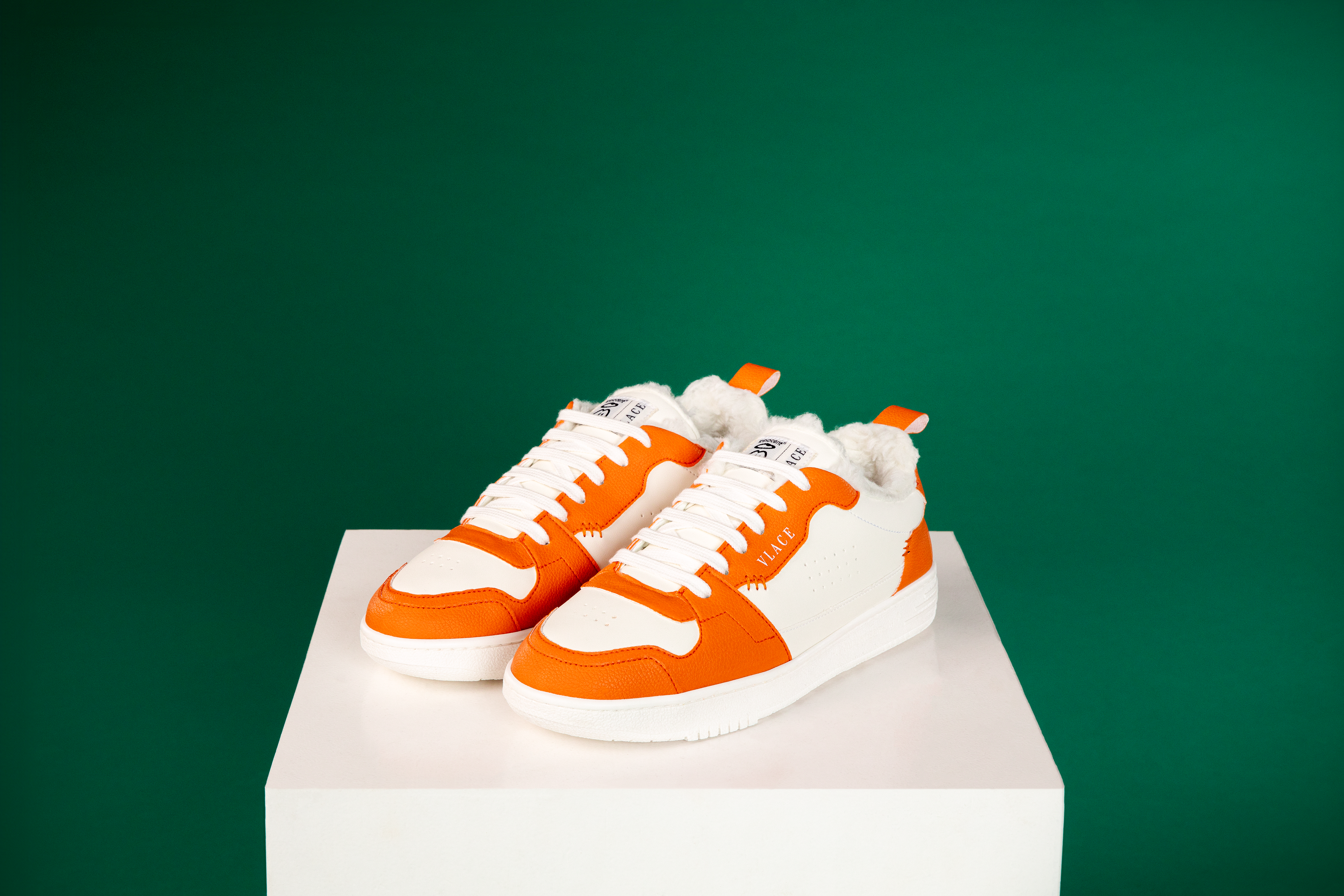 Fruity Kicks Sneaker aus innocent Orangenresten I © Monika Frauenhoder