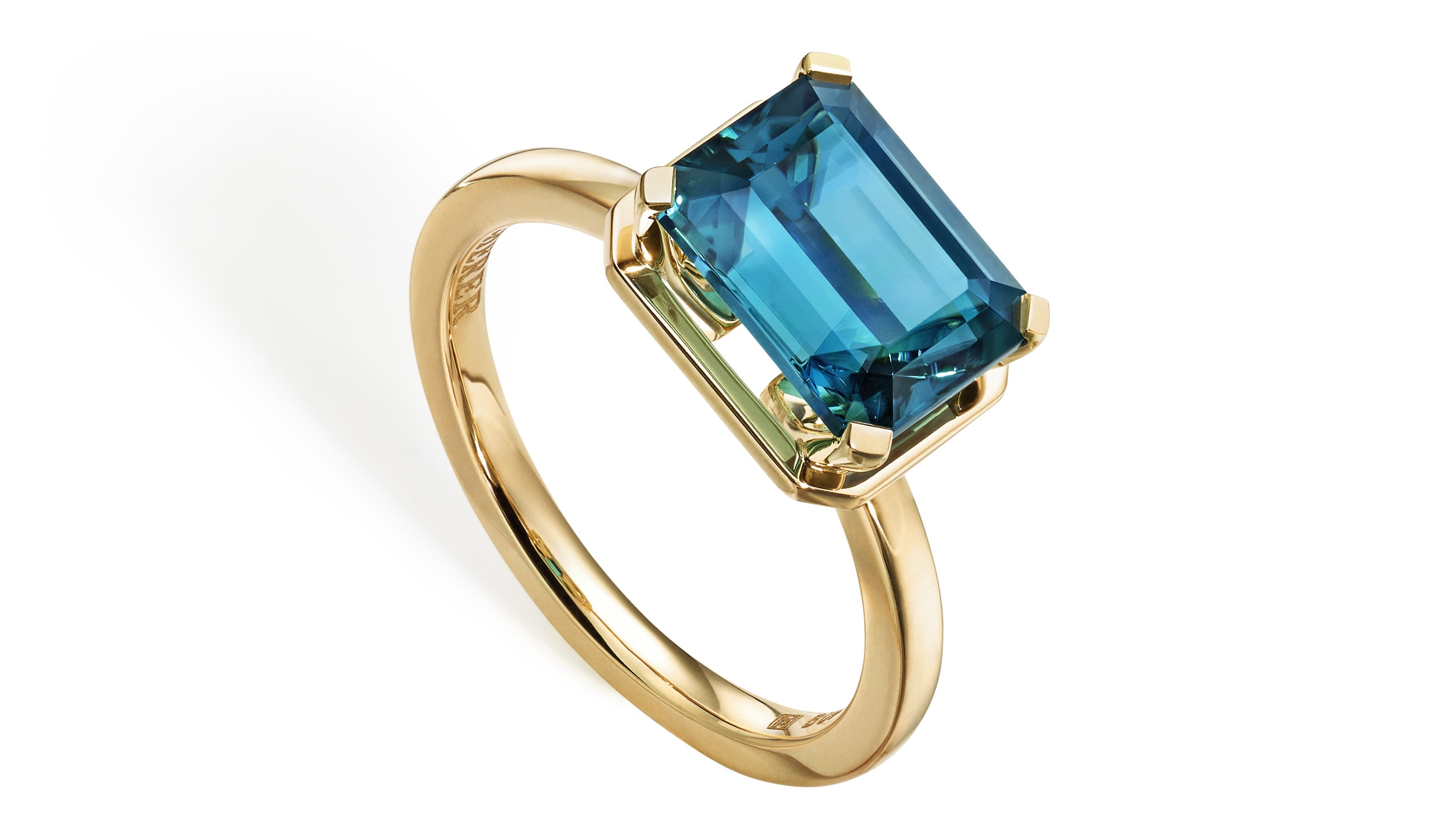 The Blue Path Collection Ring I © Bucherer Fine Jewellery