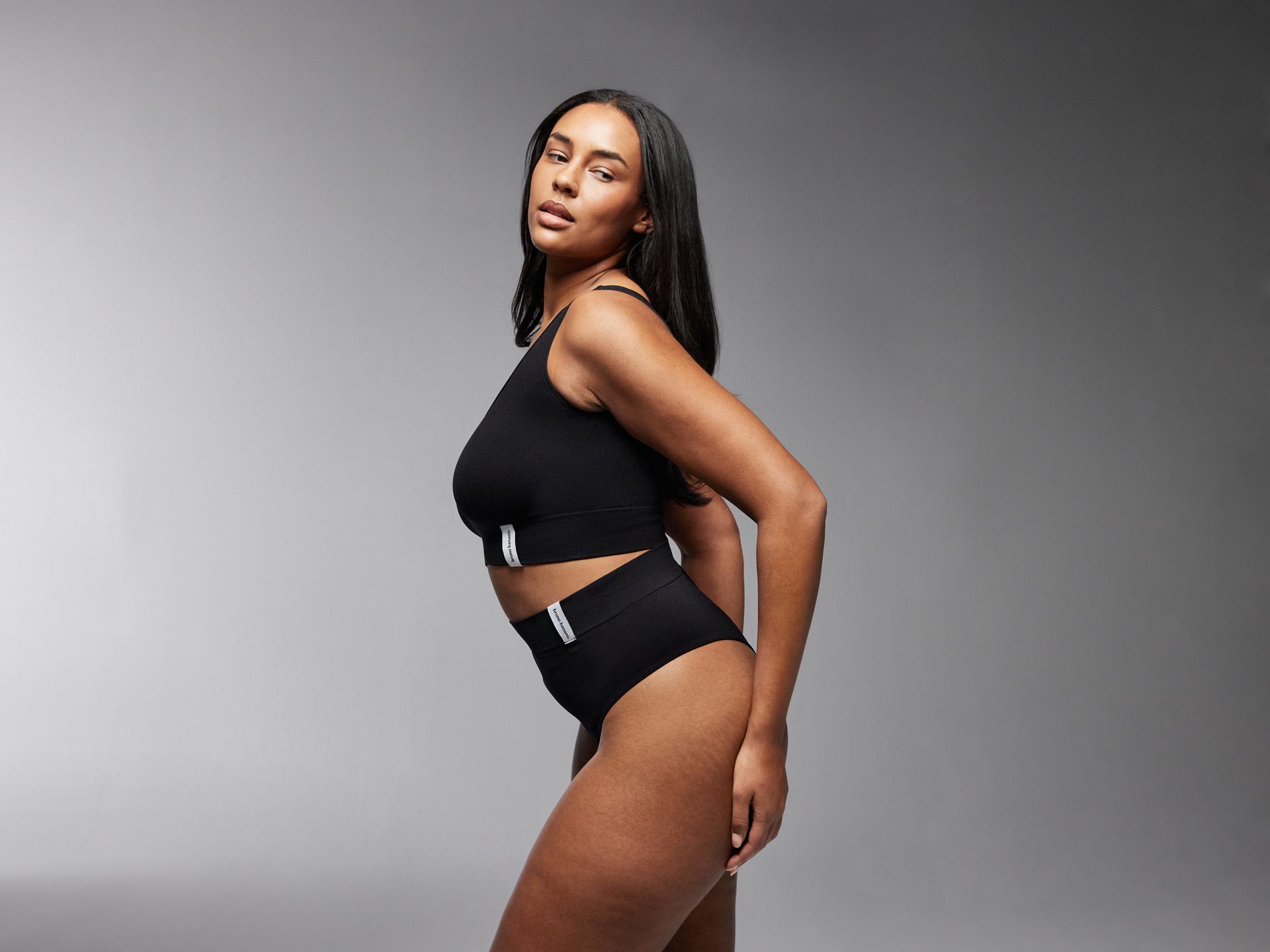 Curvy Line High Waist Thong Cosy Shape I © bruno banani