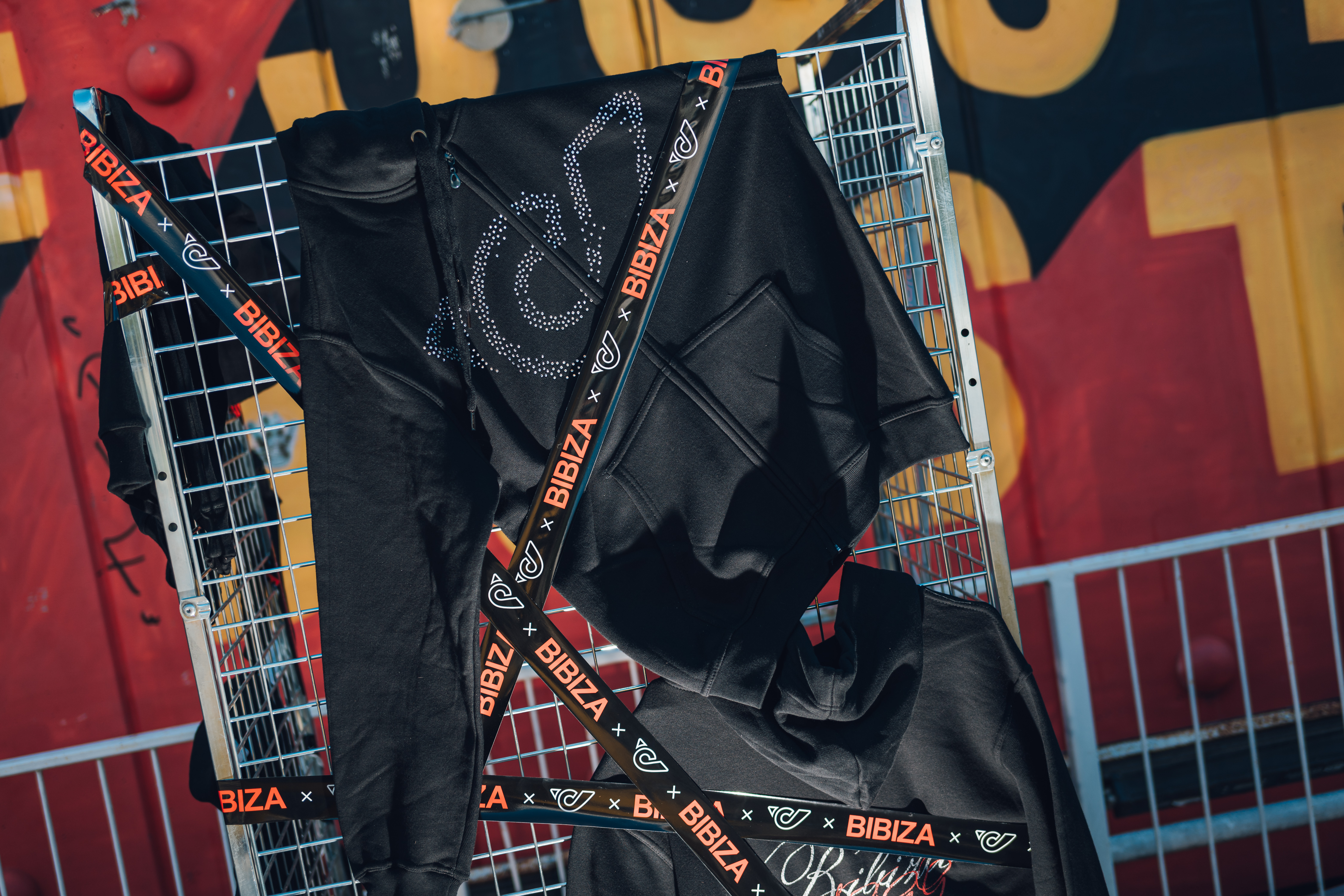 POST x BIBIZA Hoodie I © Niklas Schnaubelt