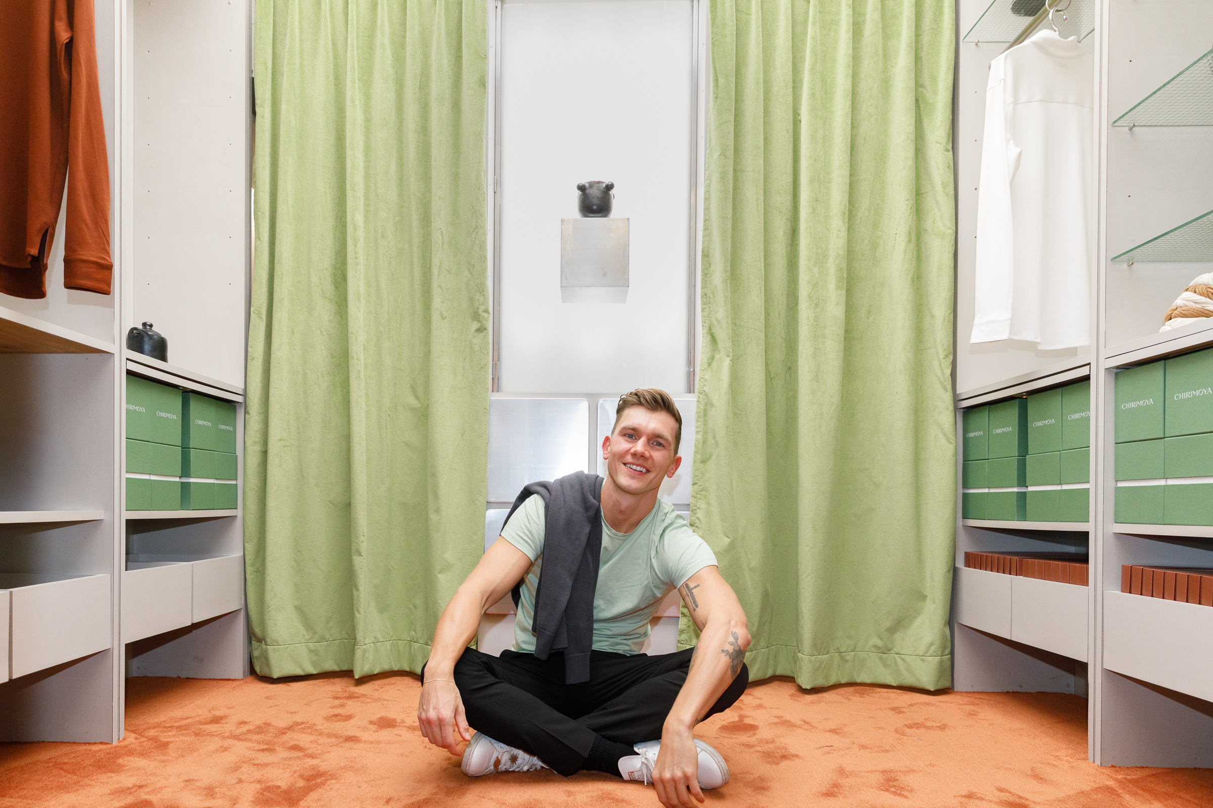 Roman Schindler im neuen CHIRIMOYA Store I © Markus Morianz