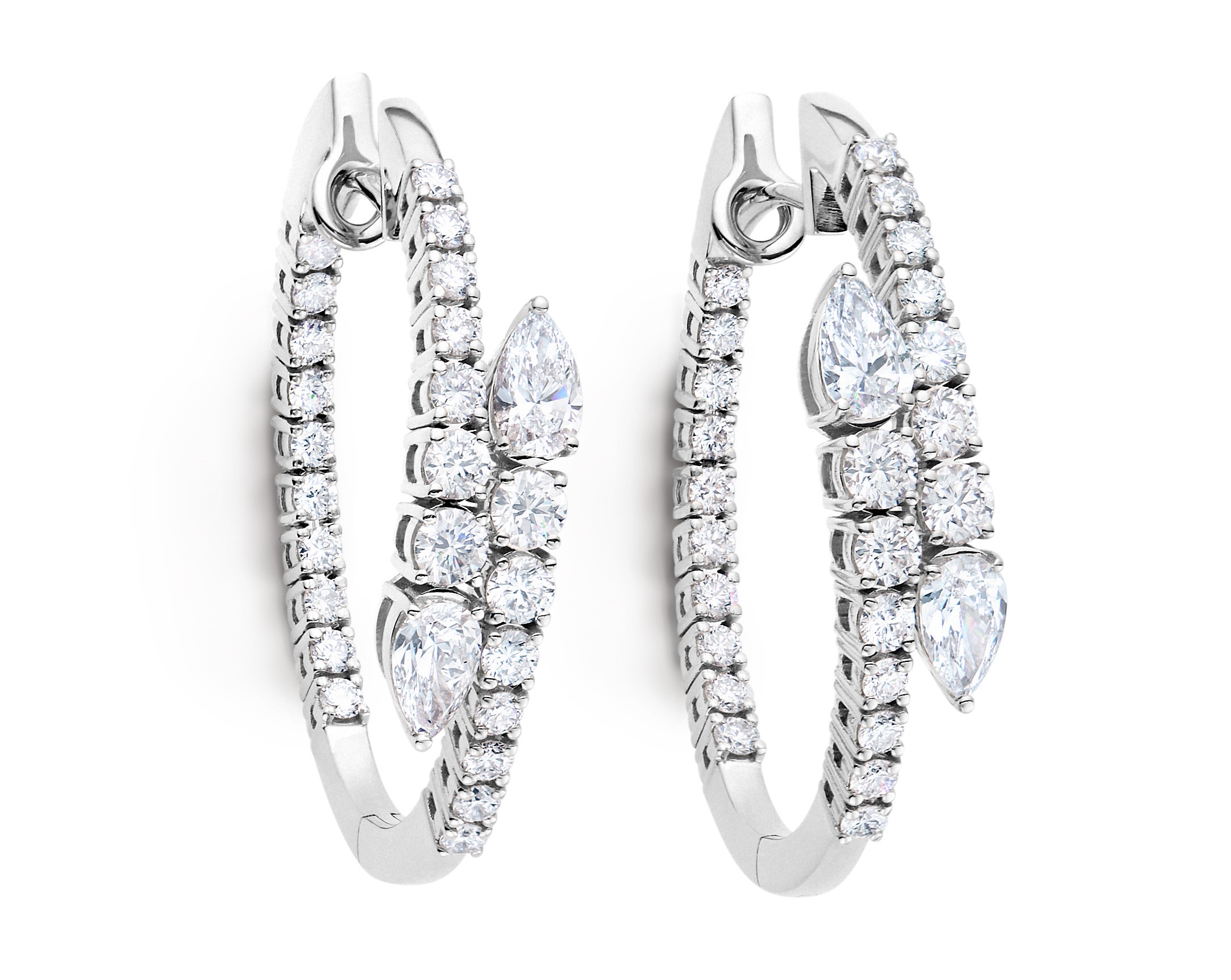 Ohrringe aus der Bucherer Fine Jewellery Diamond Twist Kollektion I © Bucherer Fine Jewellery
