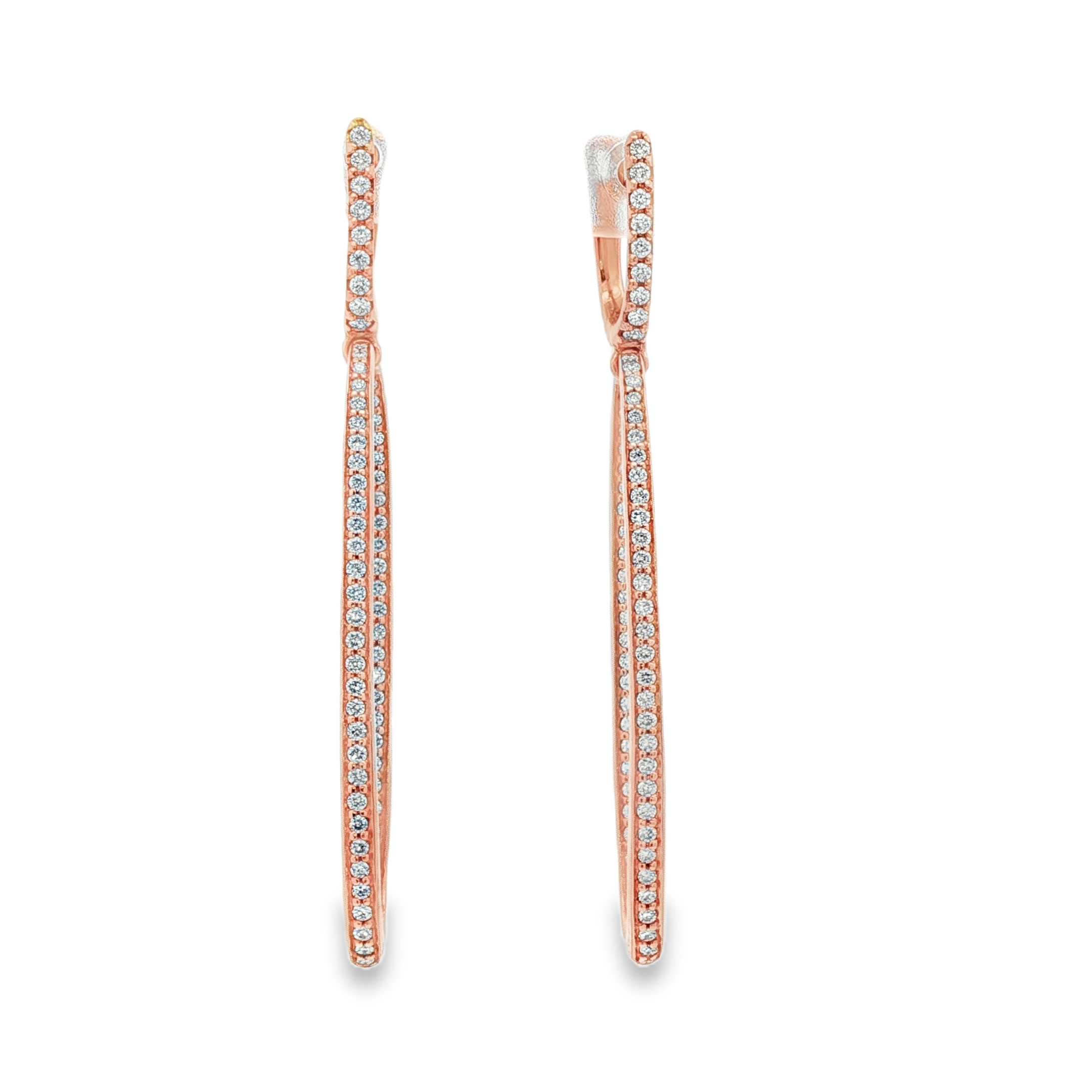 Ohrhänger mit Diamanten im Brilliantschliff aus Roségold I © Rozet & Fischmeister