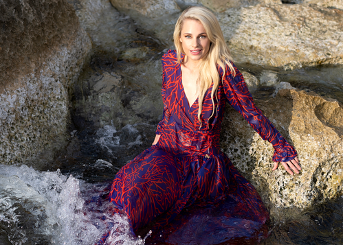 Silvia Schneider in ihrer neuen Kollektion MODERN MERMAID