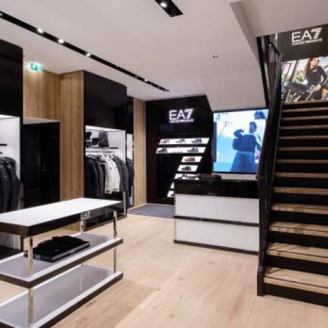 EA7